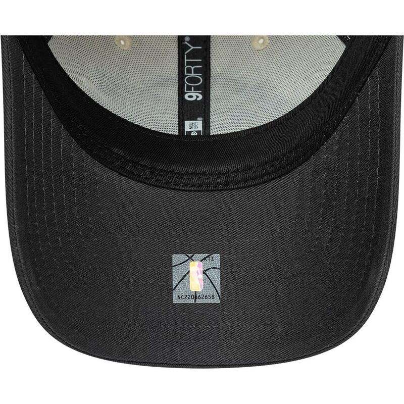 mutzen-gebogen-beige-verstellbares-band-9forty-colour-block-der-los-angeles-lakers-nba-von-new-era mutzen-gebogen-beige-verstellbares-band-9forty-colour-block-der-los-angeles-lakers-nba-von-new-era