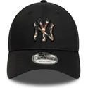 mutzen-gebogen-schwarz-verstellbares-band-9forty-faux-pony-infill-der-new-york-yankees-mlb-von-new-era