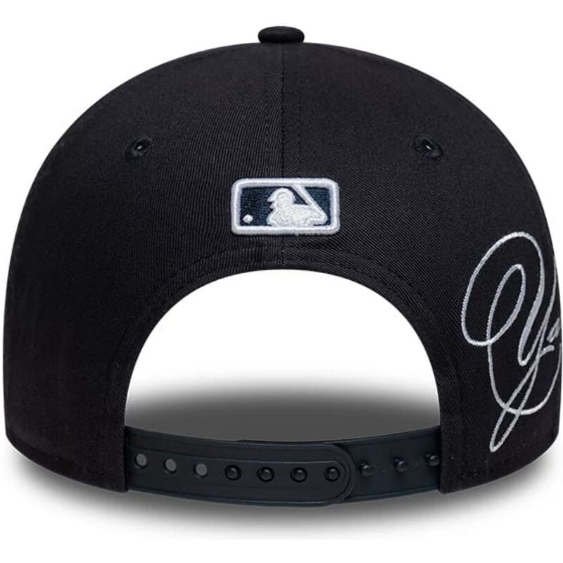 mutzen-gebogen-marineblau-snapback-9forty-m-crown-side-script-der-new-york-yankees-mlb-von-new-era