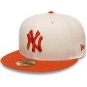 mutzen-flach-beige-angepasst-59fifty-league-essential-der-new-york-yankees-mlb-von-new-era