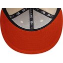 mutzen-flach-beige-angepasst-59fifty-league-essential-der-new-york-yankees-mlb-von-new-era