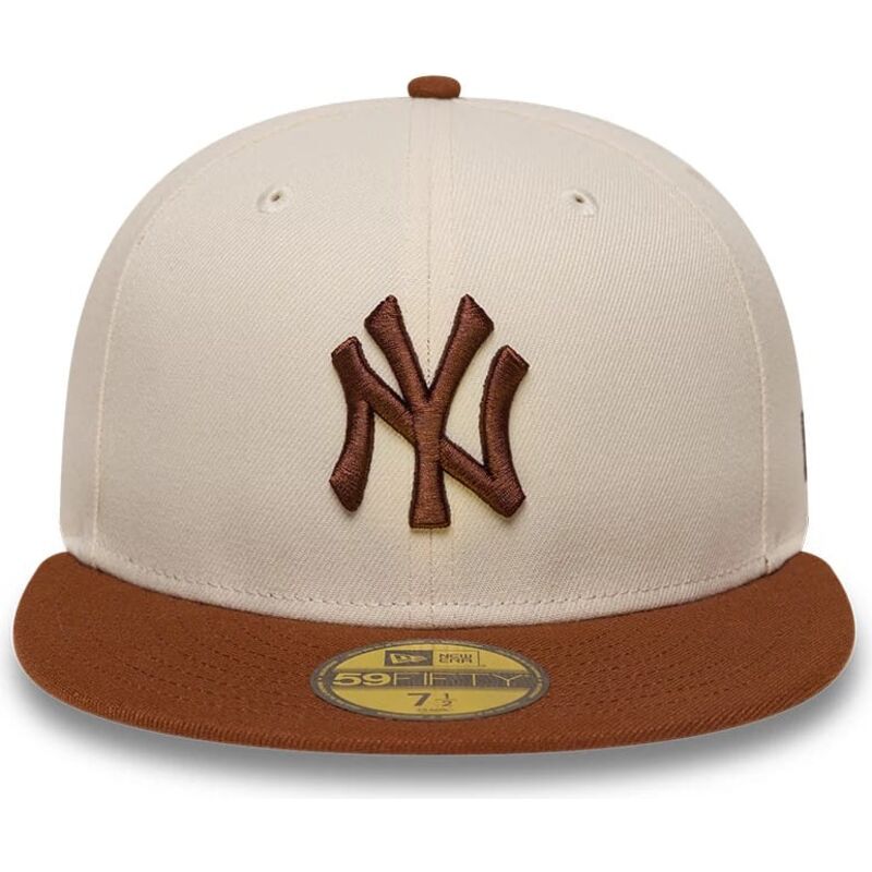 casquette-plate-marron-et-beige-ajustee-avec-logo-marron-59fifty-league-essential-new-york-yankees-mlb-new-era casquette-plate-marron-et-beige-ajustee-avec-logo-marron-59fifty-league-essential-new-york-yankees-mlb-new-era