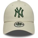 casquette-courbee-beige-ajustable-avec-logo-vert-fonce-9forty-league-essential-new-york-yankees-mlb-new-era