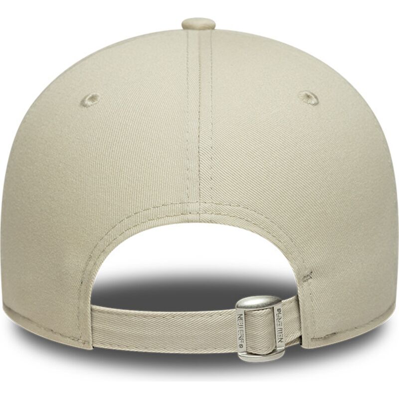 mutzen-gebogen-beige-verstellbares-band-9forty-league-essential-der-new-york-yankees-mlb-von-new-era