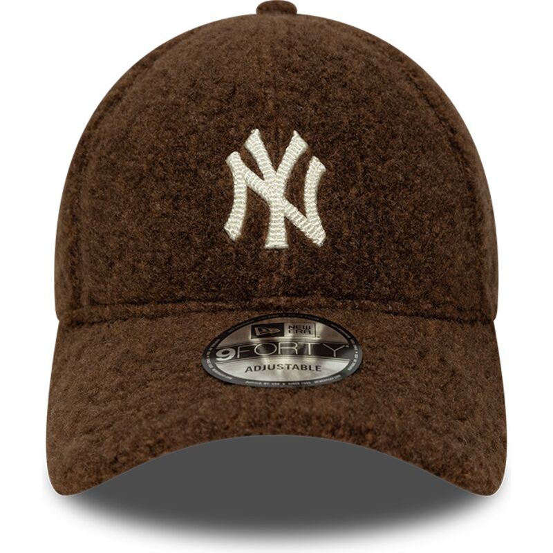 casquette-courbee-marron-snapback-9forty-winter-borg-new-york-yankees-mlb-new-era casquette-courbee-marron-snapback-9forty-winter-borg-new-york-yankees-mlb-new-era