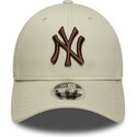 casquette-courbee-beige-snapback-avec-logo-marron-9forty-m-crown-new-york-yankees-mlb-new-era
