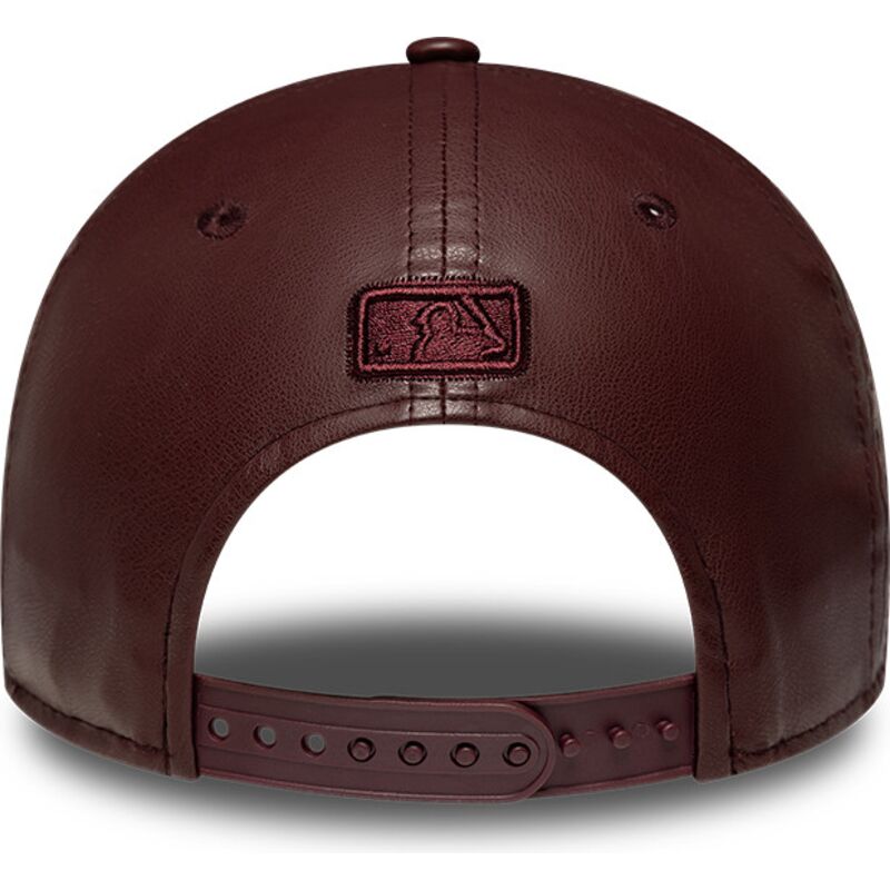 mutzen-gebogen-braun-snapback-9forty-m-crown-pu-diamante-der-new-york-yankees-mlb-von-new-era