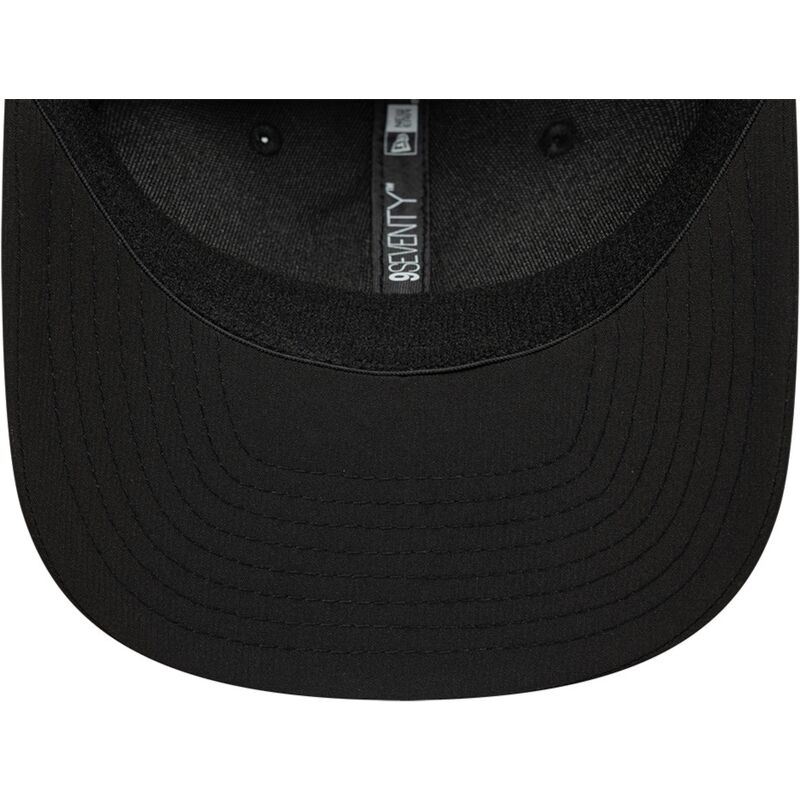 mutzen-gebogen-schwarz-snapback-9seventy-stretch-snap-repreve-der-associazione-sportiva-roma-serie-a-von-new-era mutzen-gebogen-schwarz-snapback-9seventy-stretch-snap-repreve-der-associazione-sportiva-roma-serie-a-von-new-era