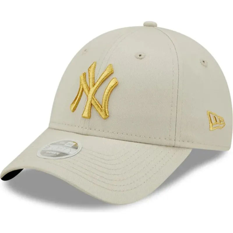 beige-verstellbare-curved-cap-fur-damen-mit-goldenem-logo-9forty-metallic-logo-der-new-york-yankees-mlb-von-new-era