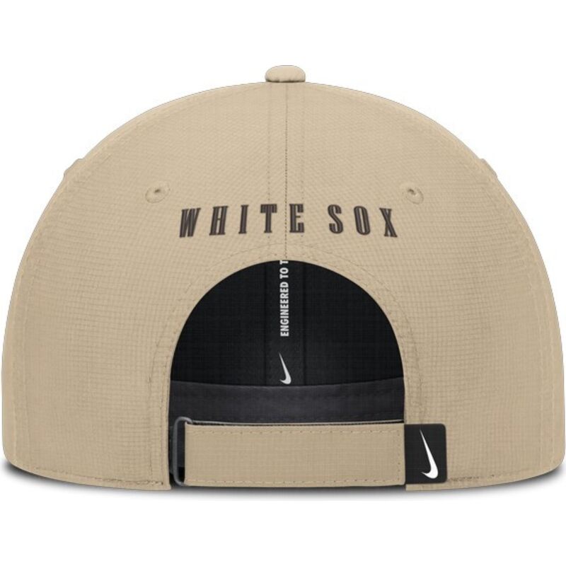 mutzen-gebogen-beige-verstellbares-band-club-structured-uv-poly-ripstop-der-chicago-white-sox-mlb-von-nike mutzen-gebogen-beige-verstellbares-band-club-structured-uv-poly-ripstop-der-chicago-white-sox-mlb-von-nike