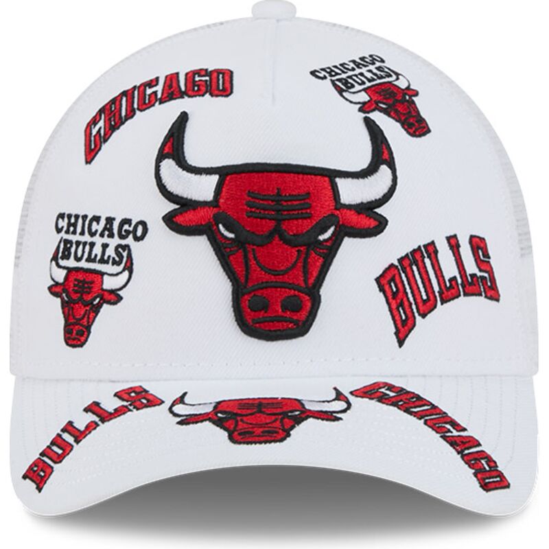 mutzen-gebogen-weiss-snapback-9forty-m-crown-a-frame-all-over-der-chicago-bulls-nba-von-new-era