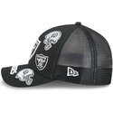 mutzen-gebogen-schwarz-snapback-9forty-m-crown-a-frame-all-over-der-las-vegas-raiders-nfl-von-new-era