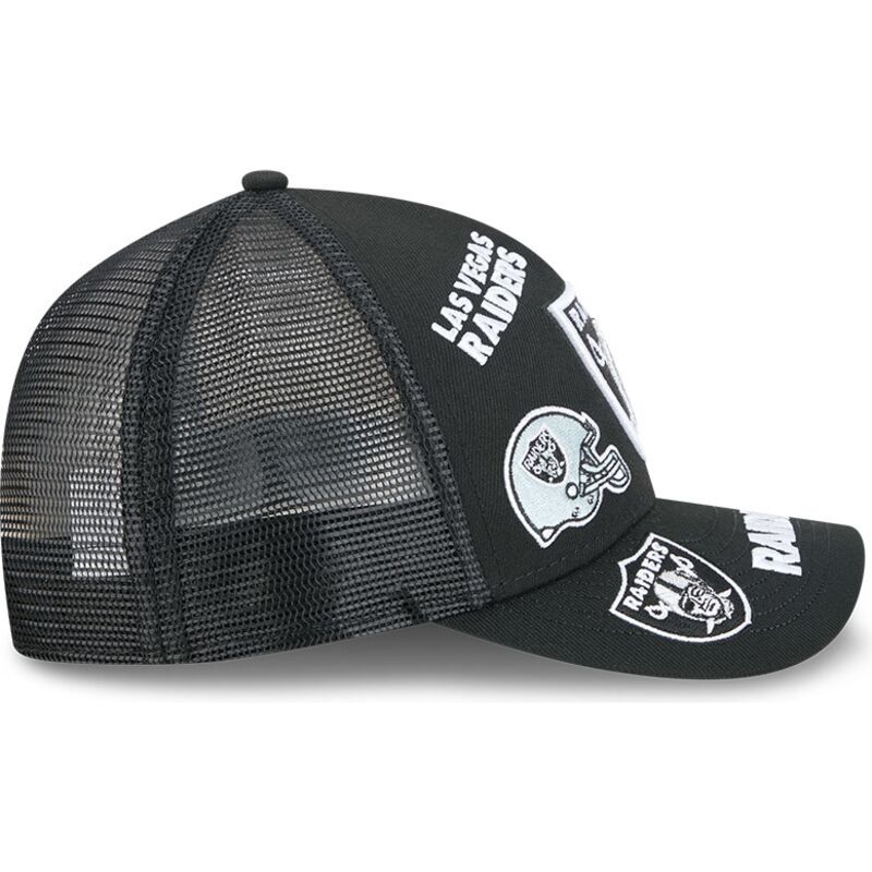 mutzen-gebogen-schwarz-snapback-9forty-m-crown-a-frame-all-over-der-las-vegas-raiders-nfl-von-new-era