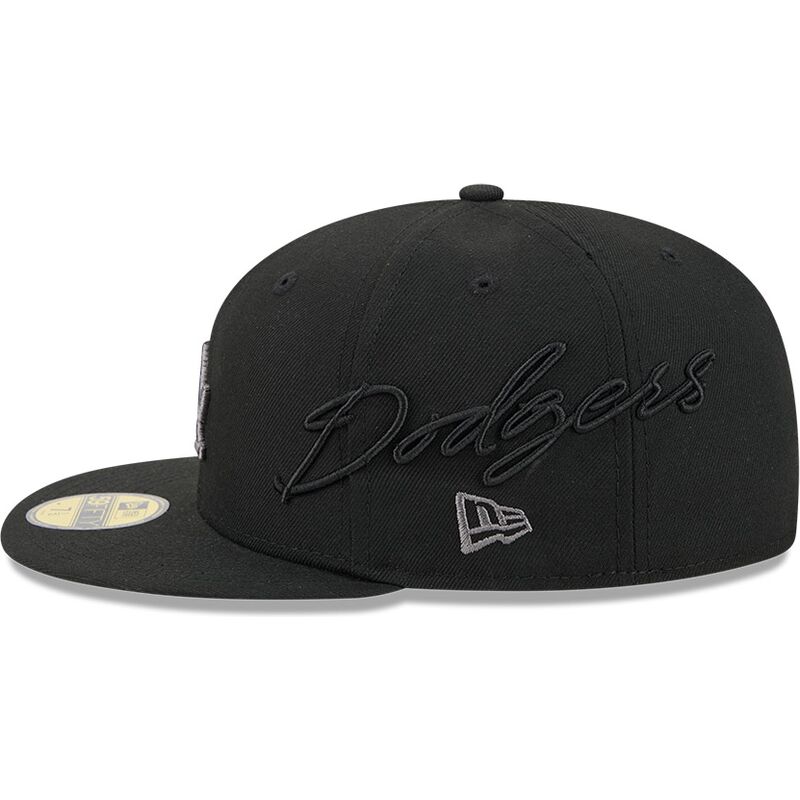 casquette-plate-noire-ajustee-avec-logo-grise-59fifty-side-script-los-angeles-dodgers-mlb-new-era