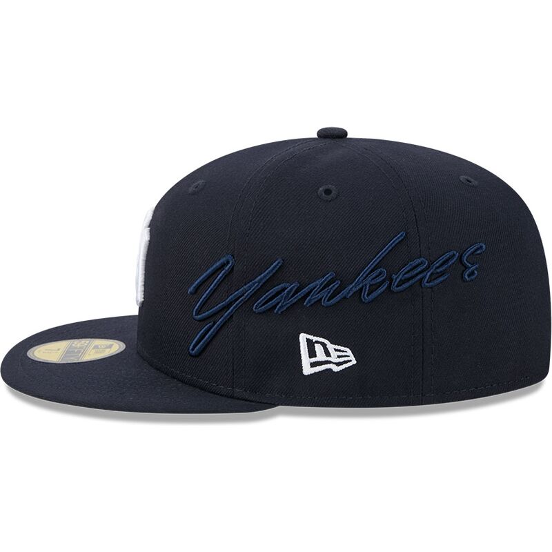 mutzen-flach-marineblau-angepasst-59fifty-side-script-der-new-york-yankees-mlb-von-new-era