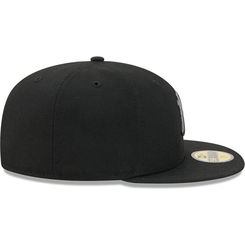 mutzen-flach-schwarz-angepasst-59fifty-side-script-der-new-york-yankees-mlb-von-new-era