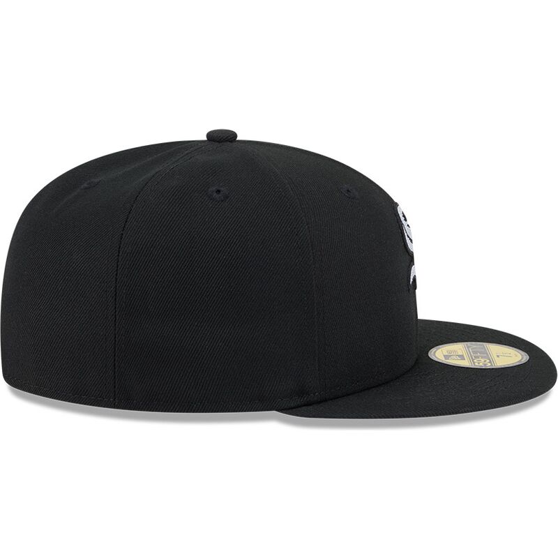 casquette-plate-noire-ajustee-59fifty-rhinestone-badge-chicago-white-sox-mlb-new-era