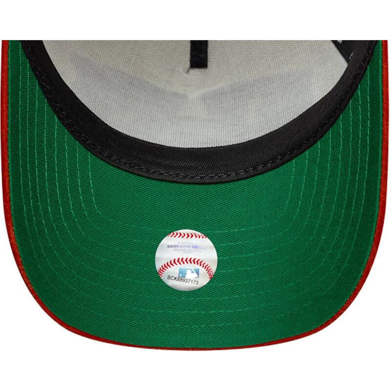 mutzen-gebogen-beige-snapback-e-frame-wordmark-suede-der-new-york-yankees-mlb-von-new-era mutzen-gebogen-beige-snapback-e-frame-wordmark-suede-der-new-york-yankees-mlb-von-new-era