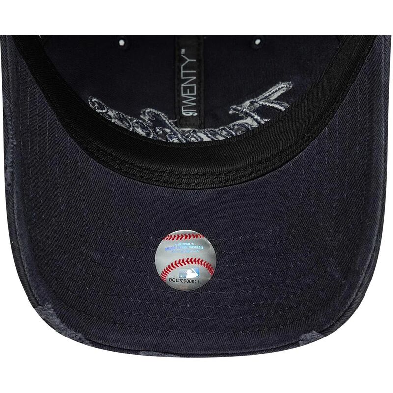 mutzen-gebogen-marineblau-verstellbares-band-9twenty-distress-wordmark-der-new-york-yankees-mlb-von-new-era