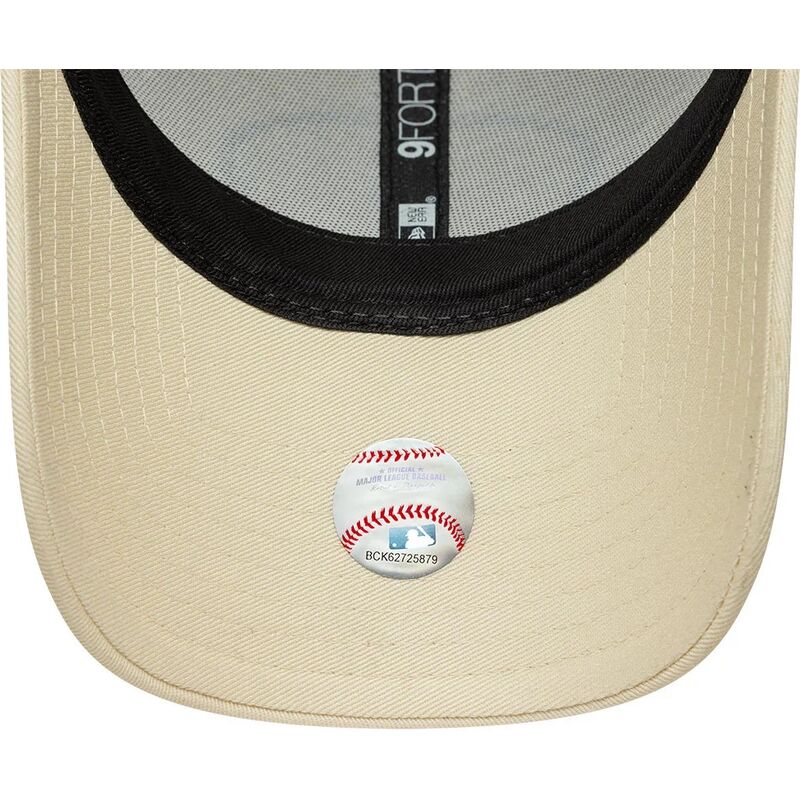 casquette-courbee-creme-ajustable-avec-logo-bleu-9forty-patch-los-angeles-dodgers-mlb-new-era