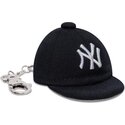 porte-cles-bleu-marine-mini-cap-keychain-new-york-yankees-mlb-new-era