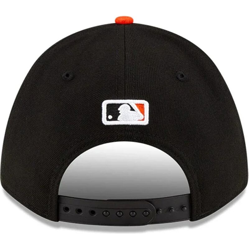 mutzen-gebogen-schwarz-snapback-9forty-m-crown-player-replica-der-san-francisco-giants-mlb-von-new-era