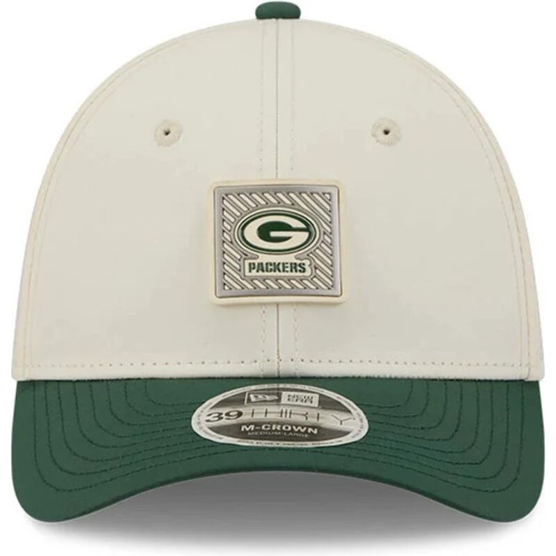 casquette-courbee-verte-et-beige-ajustee-39thirty-m-crown-training-2026-green-bay-packers-nfl-new-era