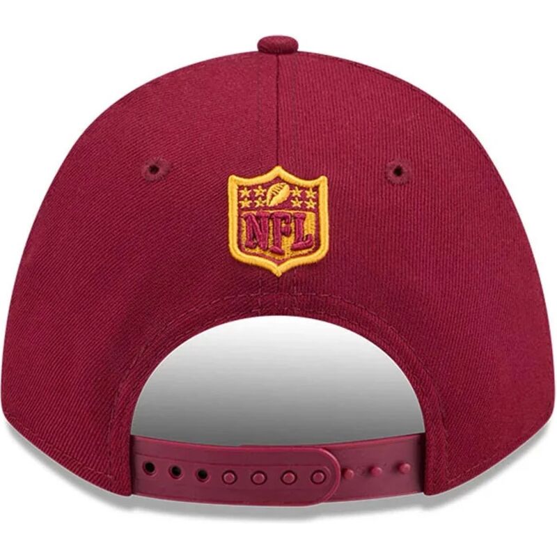 casquette-courbee-rouge-snapback-9forty-m-crown-team-washington-commanders-nfl-new-era casquette-courbee-rouge-snapback-9forty-m-crown-team-washington-commanders-nfl-new-era