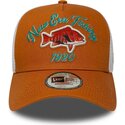 casquette-trucker-orange-et-blanche-a-frame-fishing-new-era