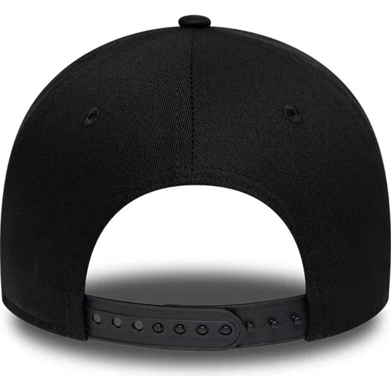 casquette-courbee-noire-snapback-e-frame-rubber-logo-new-york-new-era