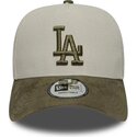 casquette-courbee-verte-et-beige-snapback-avec-logo-vert-e-frame-suede-visor-los-angeles-dodgers-mlb-new-era