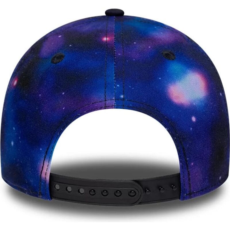 mutzen-gebogen-mehrfarbig-snapback-fur-kinder-9forty-all-over-print-space-der-new-york-yankees-mlb-von-new-era