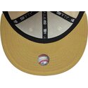 mutzen-flach-beige-angepasst-59fifty-league-essential-der-new-york-yankees-mlb-von-new-era