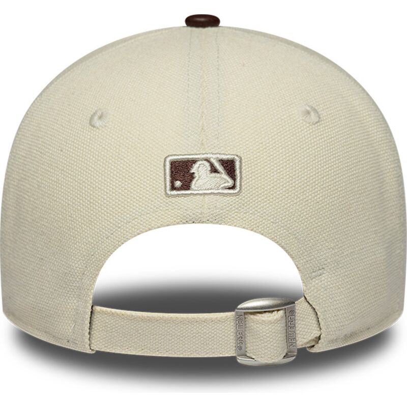 casquette-courbee-beige-et-marron-ajustable-pour-femme-9forty-m-crown-fabric-mix-new-york-yankees-mlb-new-era