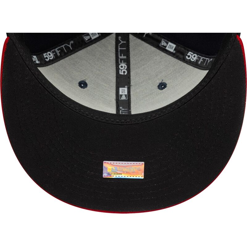 marineblaue-und-rote-anliegende-flat-cap-59fifty-ac-perf-der-atlanta-braves-mlb-von-new-era