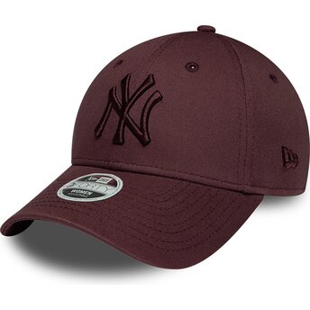 Casquette courbée grenat ajustable pour femme avec logo...