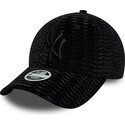 mutzen-gebogen-schwarz-verstellbares-band-9forty-velour-der-new-york-yankees-mlb-von-new-era