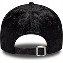 casquette-courbee-noire-ajustable-pour-femme-avec-logo-noir-9forty-pattern-velour-new-york-yankees-mlb-new-era