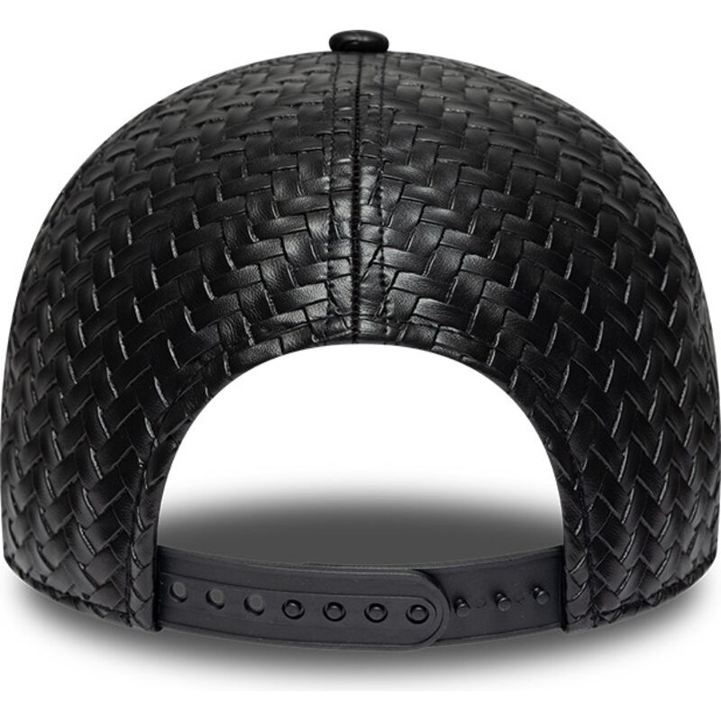 casquette-courbee-noire-snapback-avec-logo-noir-9forty-pu-weave-new-york-yankees-mlb-new-era casquette-courbee-noire-snapback-avec-logo-noir-9forty-pu-weave-new-york-yankees-mlb-new-era