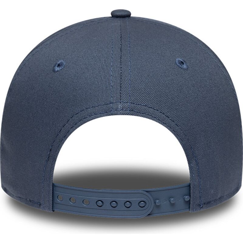 casquette-courbee-bleue-snapback-avec-logo-bleu-marine-e-frame-league-essential-new-york-yankees-mlb-new-era