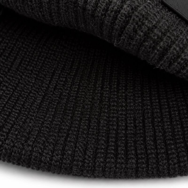 mutzen-schwarz-the-lone-wolf-original-recipe-the-farm-goorin-bros