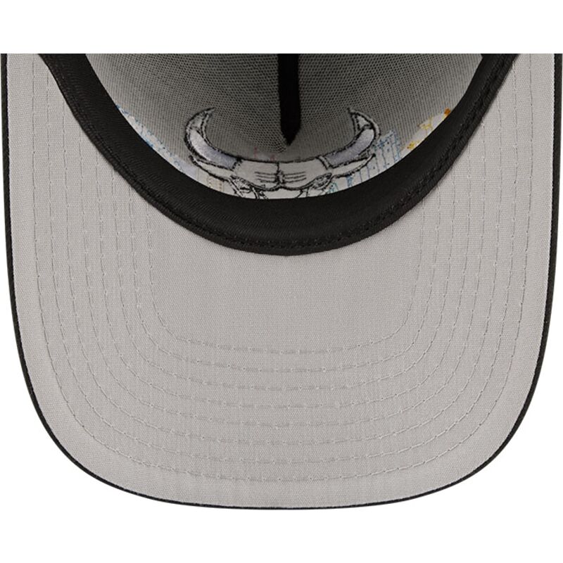 casquette-courbee-noire-snapback-9fifty-a-frame-precurved-skyline-chicago-bulls-nba-new-era