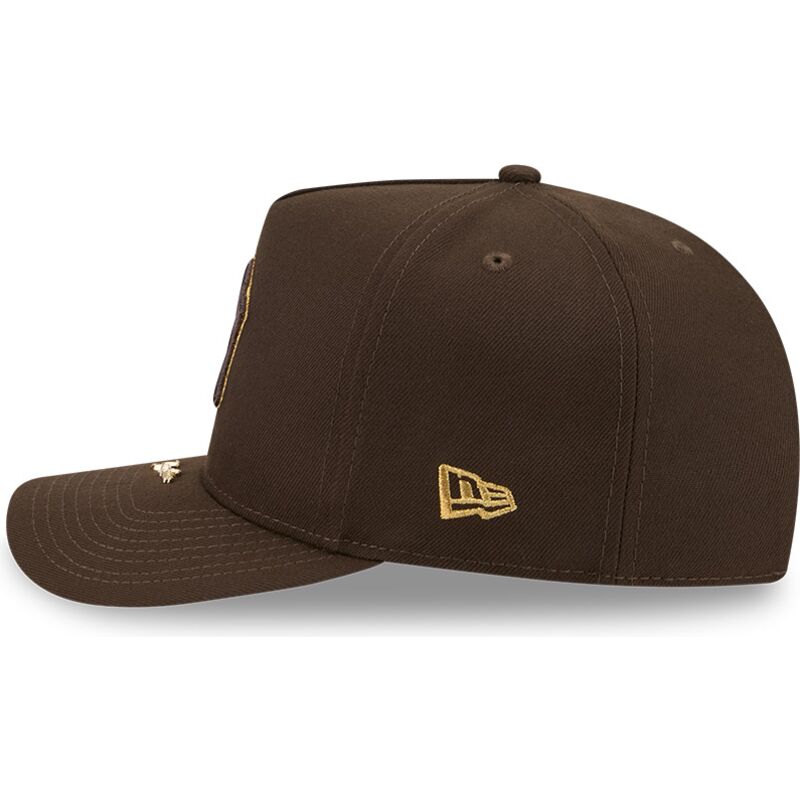 casquette-courbee-marron-snapback-9fifty-a-frame-precurved-visor-pin-new-york-yankees-mlb-new-era