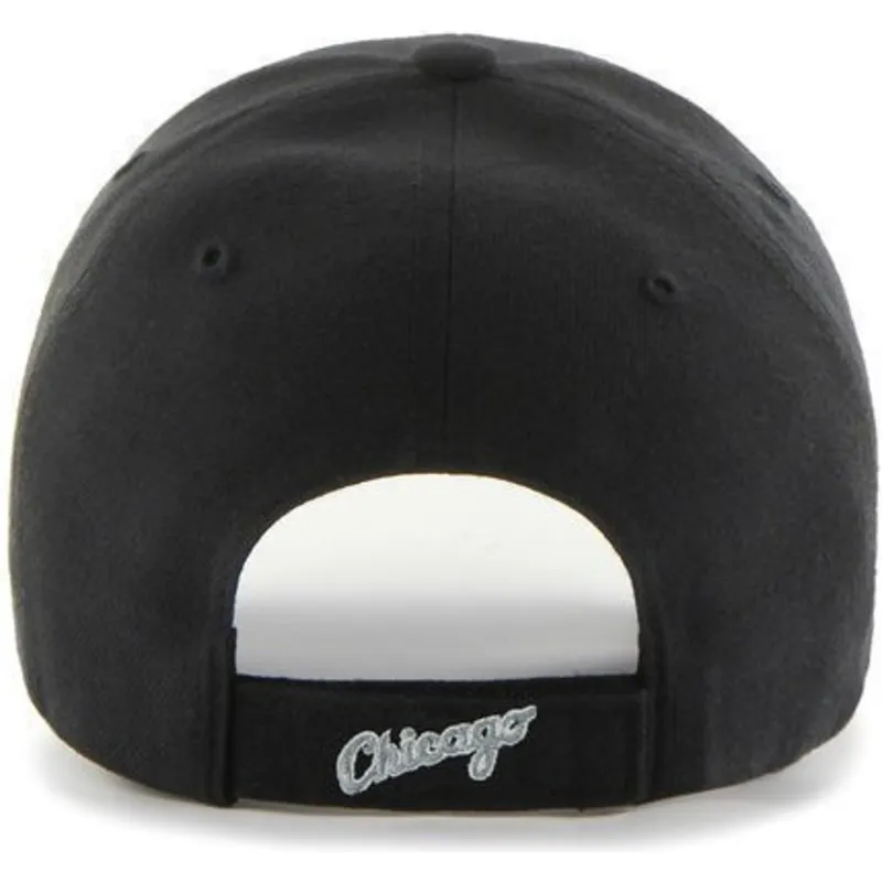schwarze-kappe-mit-gebogenem-schirm-von-mlb-chicago-white-sox-von-47-brand schwarze-kappe-mit-gebogenem-schirm-von-mlb-chicago-white-sox-von-47-brand
